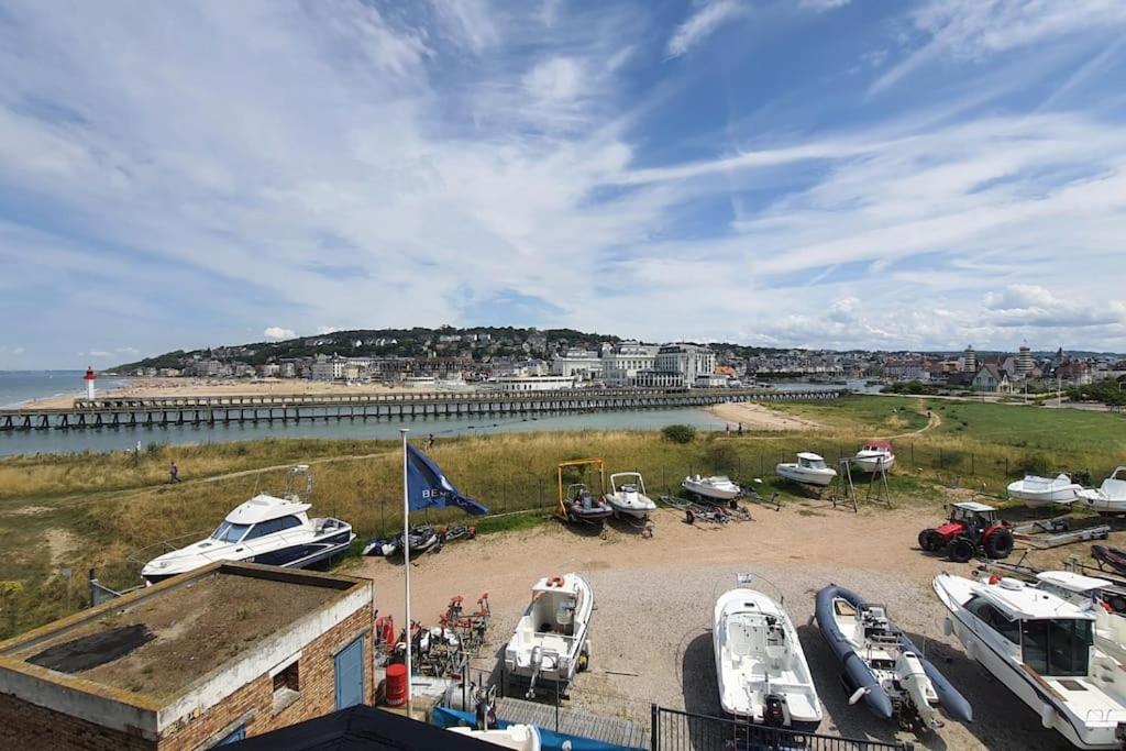 Le Cocooning-Studio Deauville Marina Avec Terrasse Vue Mer Et Plage Exterior photo